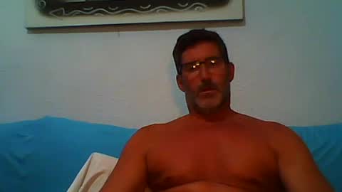 Snapshot of mindthestep chatting on August 6, 12:12 am MIND online show from August 6, 12:12 am