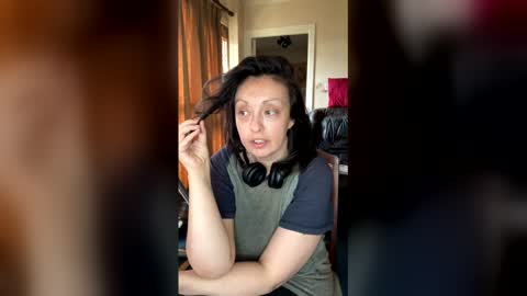please subscribe to my fansly  please no video or photos must be recorded or re sold online show from May 2, 1:27 pm