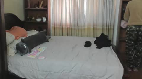 Amber online show from January 18, 6:55 pm