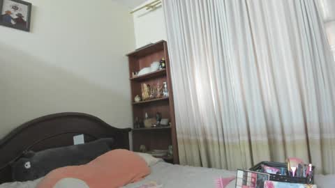 Amber online show from March 31, 10:10 pm