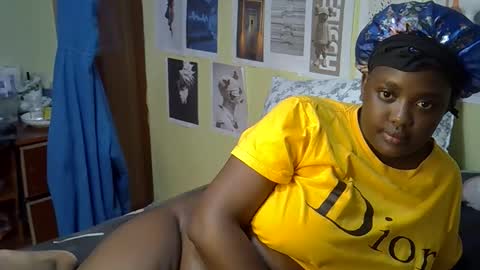 mini_karee online show from March 31, 1:40 am