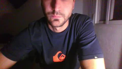 Snapshot of miniarthur chatting on March 27, 3:34 am miniarthur online show from March 27, 3:34 am