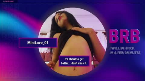 minilove_01 online show from May 11, 4:04 pm