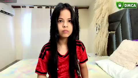 minilove_01 online show from July 3, 12:11 pm