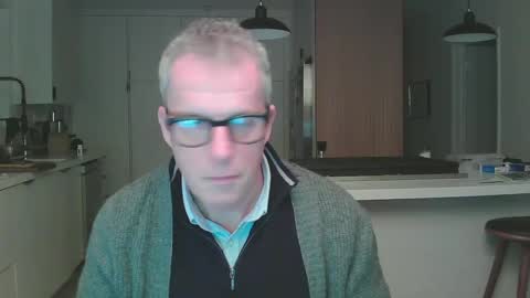 Snapshot of minimalmix47 chatting on January 29, 2:19 am Galanordic online show from January 29, 2:19 am