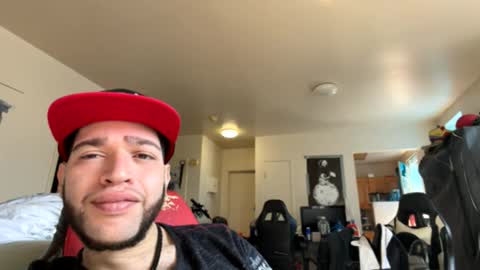 Snapshot of minimoose1003 chatting on March 29, 1:55 pm minimoose1003 online show from March 29, 1:55 pm