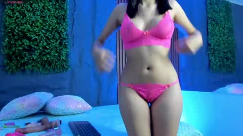 Snapshot of minji_chido chatting on June 5, 6:35 pm minji_chido online show from June 5, 6:35 pm