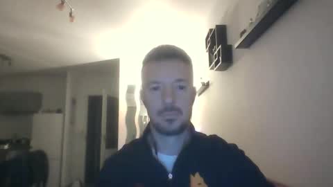 Snapshot of minka28 chatting on February 10, 6:45 pm minka28 online show from February 10, 6:45 pm