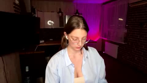 Snapshot of minmee chatting on March 27, 4:40 pm Asti online show from March 27, 4:40 pm