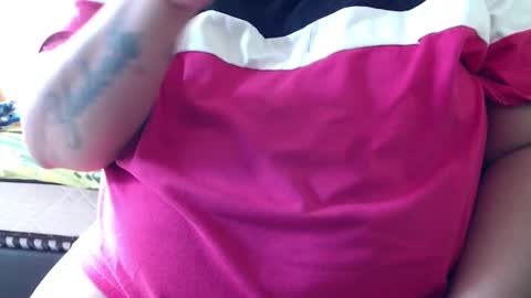 Snapshot of minnie_bbw69 chatting on February 2, 7:35 pm Andrea online show from February 2, 7:35 pm
