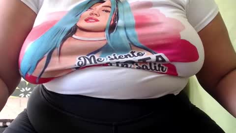 Snapshot of minnie_bbw69 chatting on February 20, 2:46 pm Andrea online show from February 20, 2:46 pm