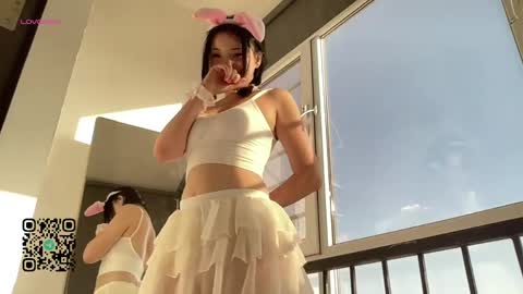 Snapshot of minnie_joy_ chatting on April 5, 12:24 pm Joy online show from April 5, 12:24 pm