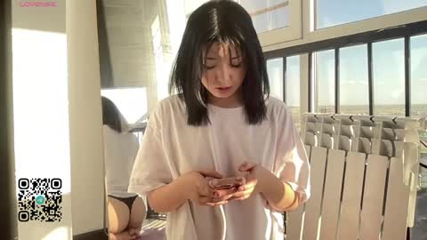Snapshot of minnie_joy_ chatting on April 12, 12:21 pm Joy online show from April 12, 12:21 pm