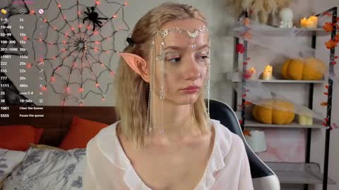 Snapshot of minnietammy chatting on October 31, 11:17 pm Mary  is here 3 My favorite patterns 77143222321Try my private online show from October 31, 11:17 pm