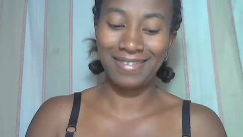 minouch211907 online show from November 5, 6:52 pm