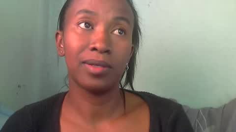 minouch211907 online show from May 7, 1:16 pm