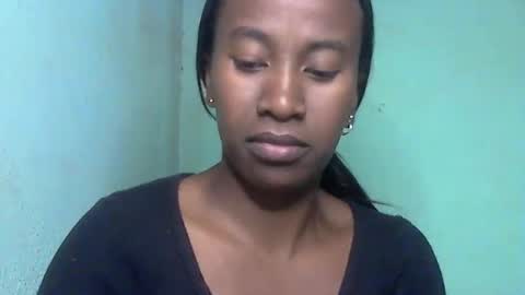 minouch211907 online show from May 18, 5:08 pm