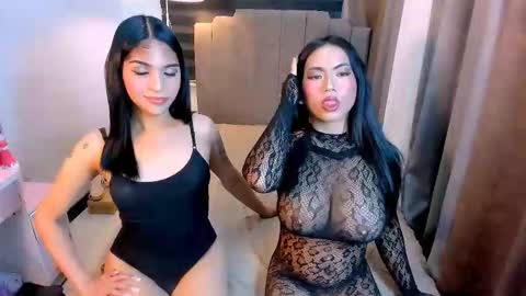 Snapshot of minty_hill chatting on March 5, 10:55 am MARIANE online show from March 5, 10:55 am