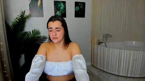 Jessi online show from October 6, 7:22 pm