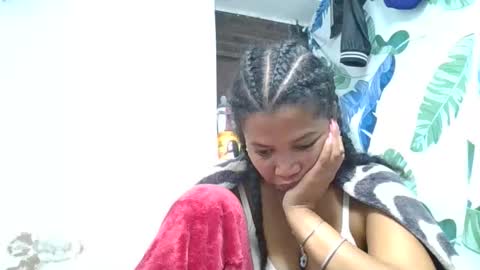 miora620846 online show from June 2, 1:07 am