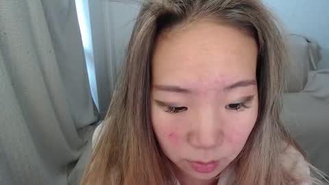 mira_g online show from September 20, 8:59 am