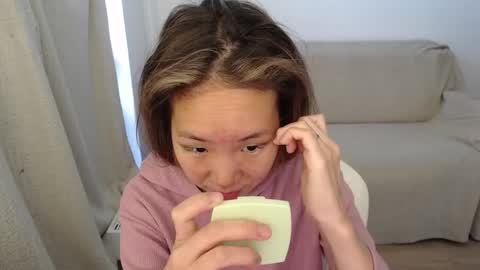 mira_g online show from September 26, 6:17 am