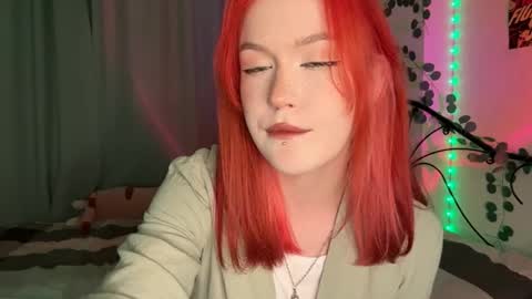 Snapshot of mira_ginger chatting on April 5, 4:59 pm Mira online show from April 5, 4:59 pm