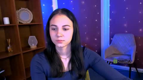 Snapshot of mira_vibe chatting on December 19, 11:28 am Mira online show from December 19, 11:28 am