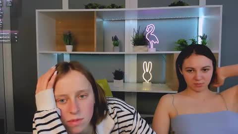 Snapshot of mira_vibe chatting on February 8, 12:08 pm Mira online show from February 8, 12:08 pm