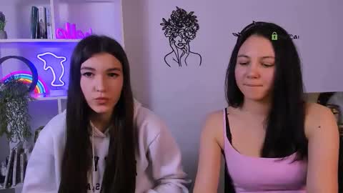 Snapshot of mira_vibe chatting on February 9, 7:40 pm Mira online show from February 9, 7:40 pm