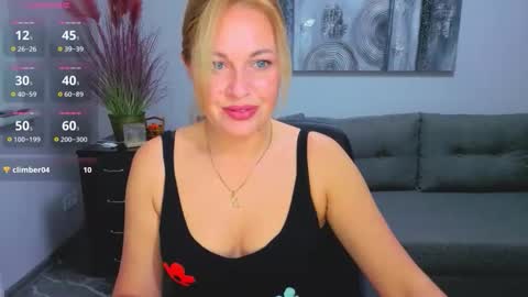 Mira online show from November 25, 1:22 pm