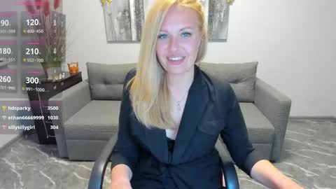 Mira online show from May 11, 4:04 pm