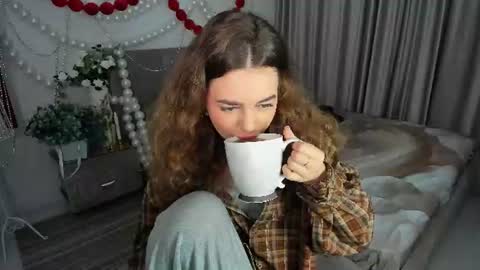 Emma online show from June 28, 1:00 am