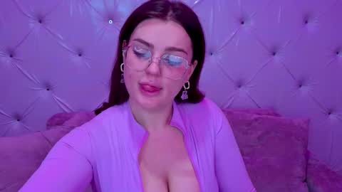 Milky online show from February 3, 1:37 am