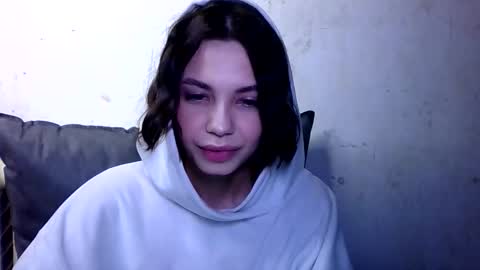 MiraLaPics online show from March 29, 4:18 pm