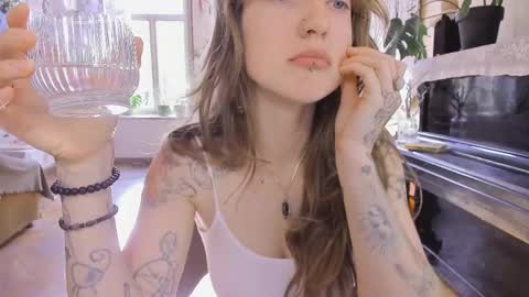 miranda2_0 online show from November 8, 8:03 am