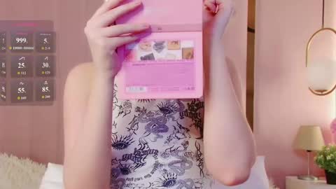 Snapshot of miranda_kery chatting on May 2, 6:40 am Mira online show from May 2, 6:40 am