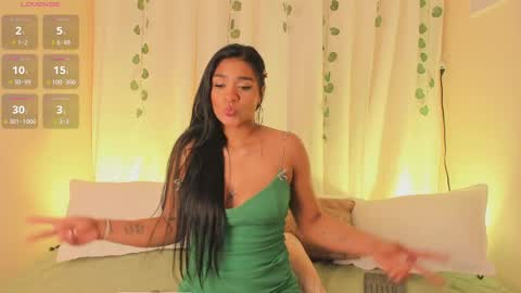 Snapshot of miranda_kym chatting on March 30, 1:39 am Miranda online show from March 30, 1:39 am