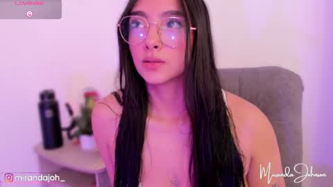 Snapshot of mirandajohnson_ chatting on July 2, 12:33 pm Miranda online show from July 2, 12:33 pm