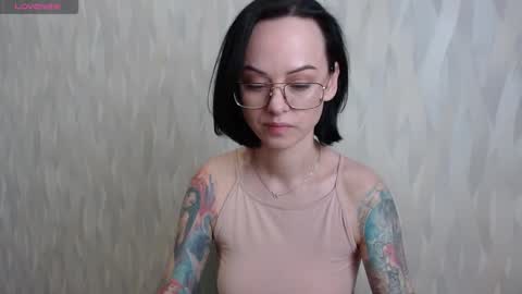 Snapshot of mirasky chatting on February 11, 6:22 pm Mira online show from February 11, 6:22 pm