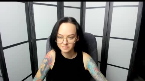 Snapshot of mirasky chatting on February 20, 3:41 pm Mira online show from February 20, 3:41 pm