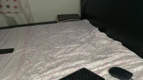 Snapshot of mireypeace0051 chatting on March 30, 10:16 am Hezo the curvy online show from March 30, 10:16 am