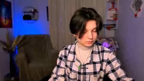 Snapshot of mirginia_lovely chatting on March 3, 6:52 am mirgi online show from March 3, 6:52 am