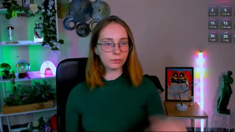 Snapshot of mirginia_lovely chatting on March 31, 7:14 pm mirgi online show from March 31, 7:14 pm