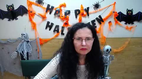 Miroslava Happi online show from November 2, 8:28 am