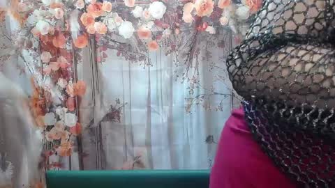 Miroslava Happi online show from May 7, 6:19 am