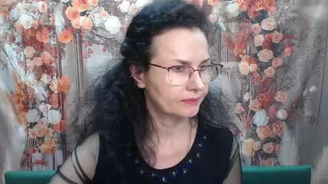 Miroslava Happi online show from May 11, 2:45 pm