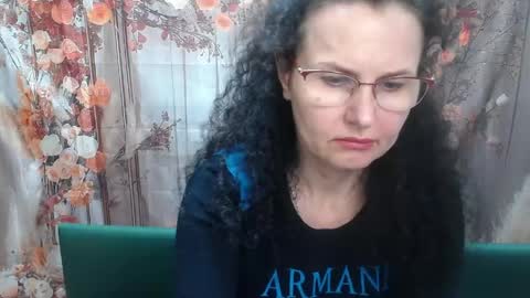 Miroslava Happi online show from May 17, 5:38 am