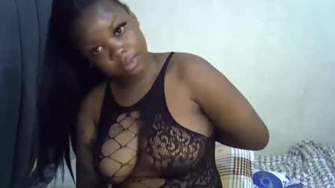 Snapshot of mirror_254 chatting on December 9, 10:20 pm mirror_254 online show from December 9, 10:20 pm