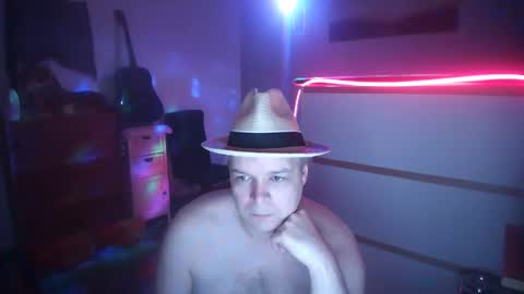 Snapshot of mirwais chatting on February 22, 9:26 pm Mirwais online show from February 22, 9:26 pm